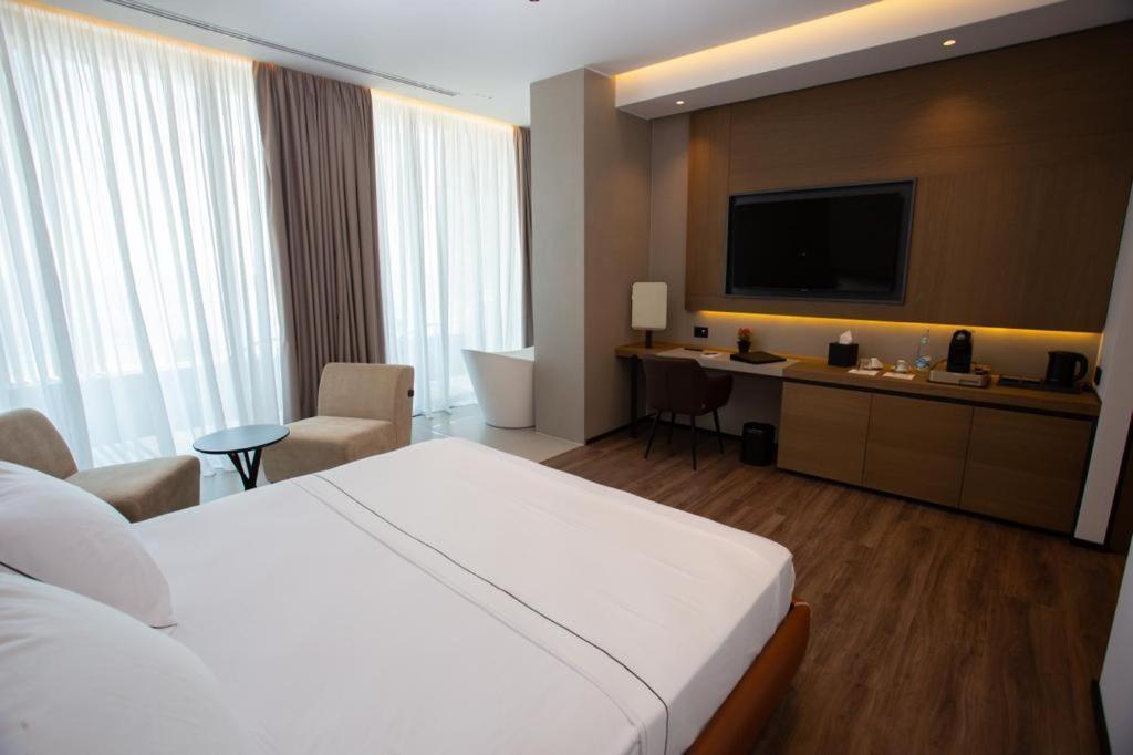 Nassau Hotel Dhermi Exterior photo