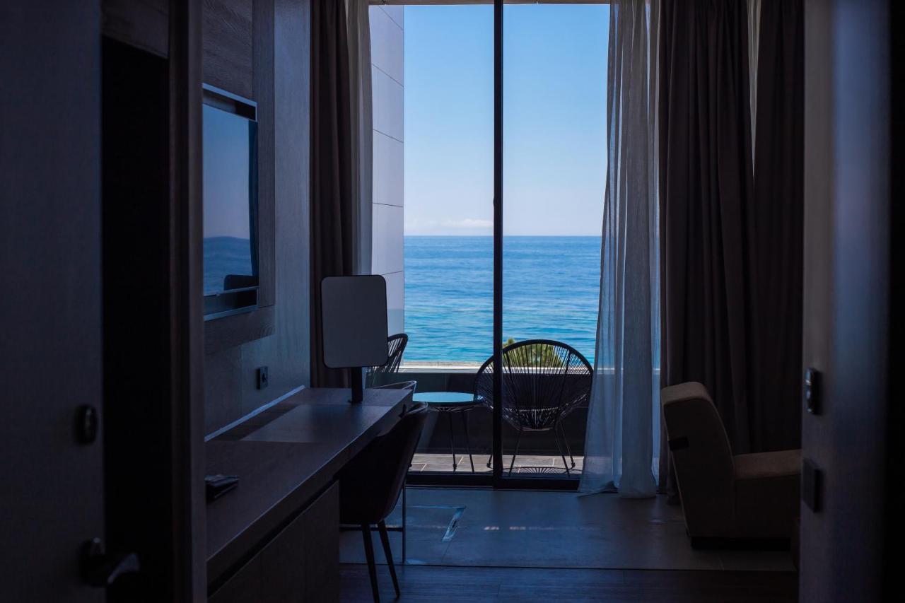 Nassau Hotel Dhermi Exterior photo
