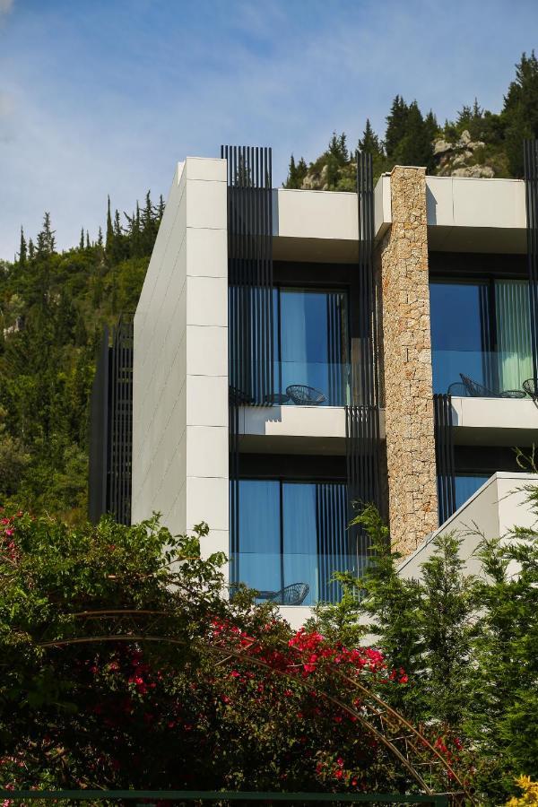 Nassau Hotel Dhermi Exterior photo