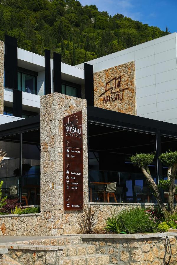 Nassau Hotel Dhermi Exterior photo